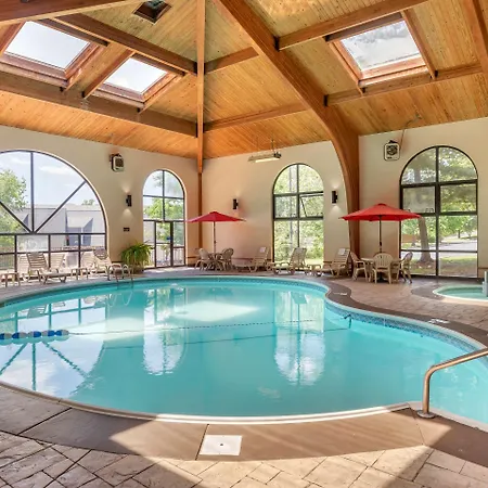 Comfort Inn At Thousand Hills